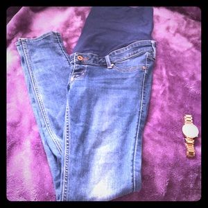 Maternity skinny jeans
